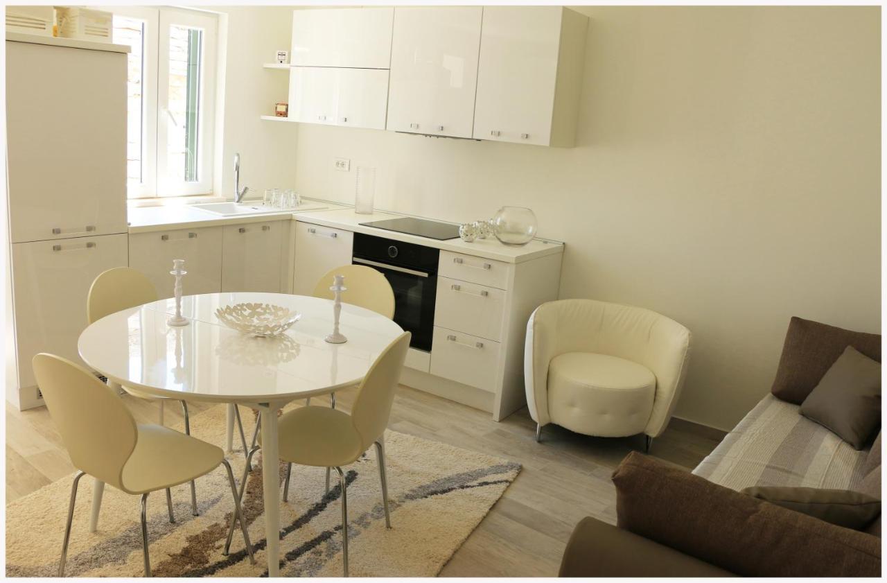 Holiday Home Ante Примоштен Экстерьер фото